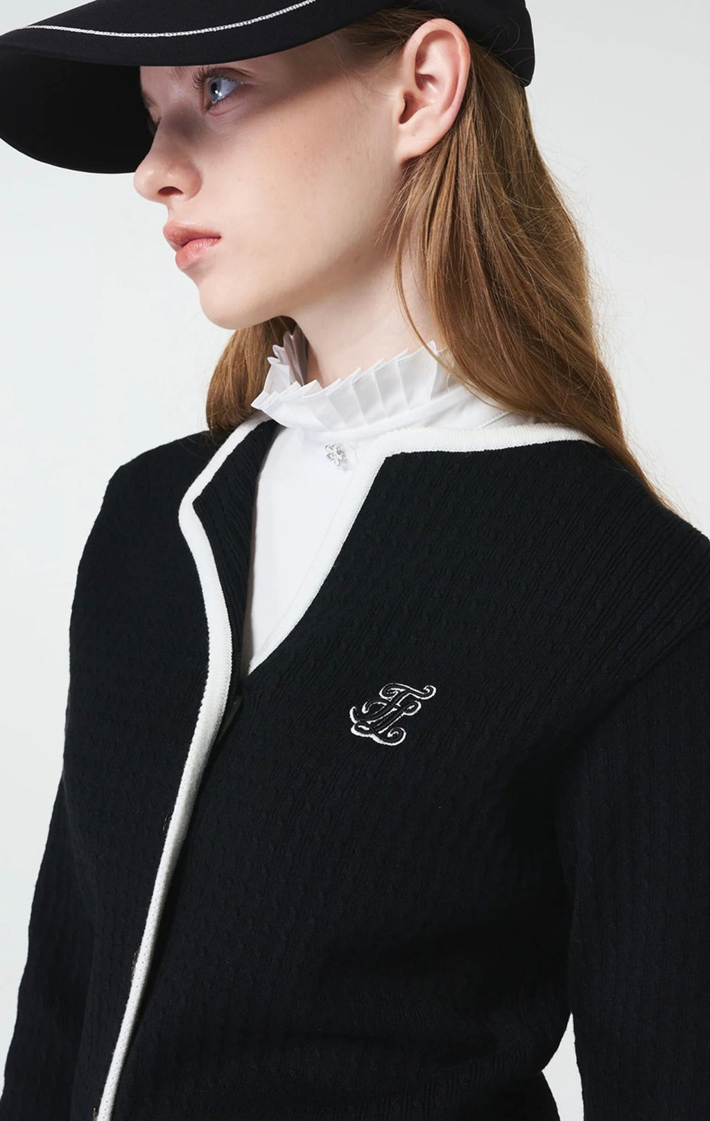 Fairliar Frill Windproof Tshirt (Black)