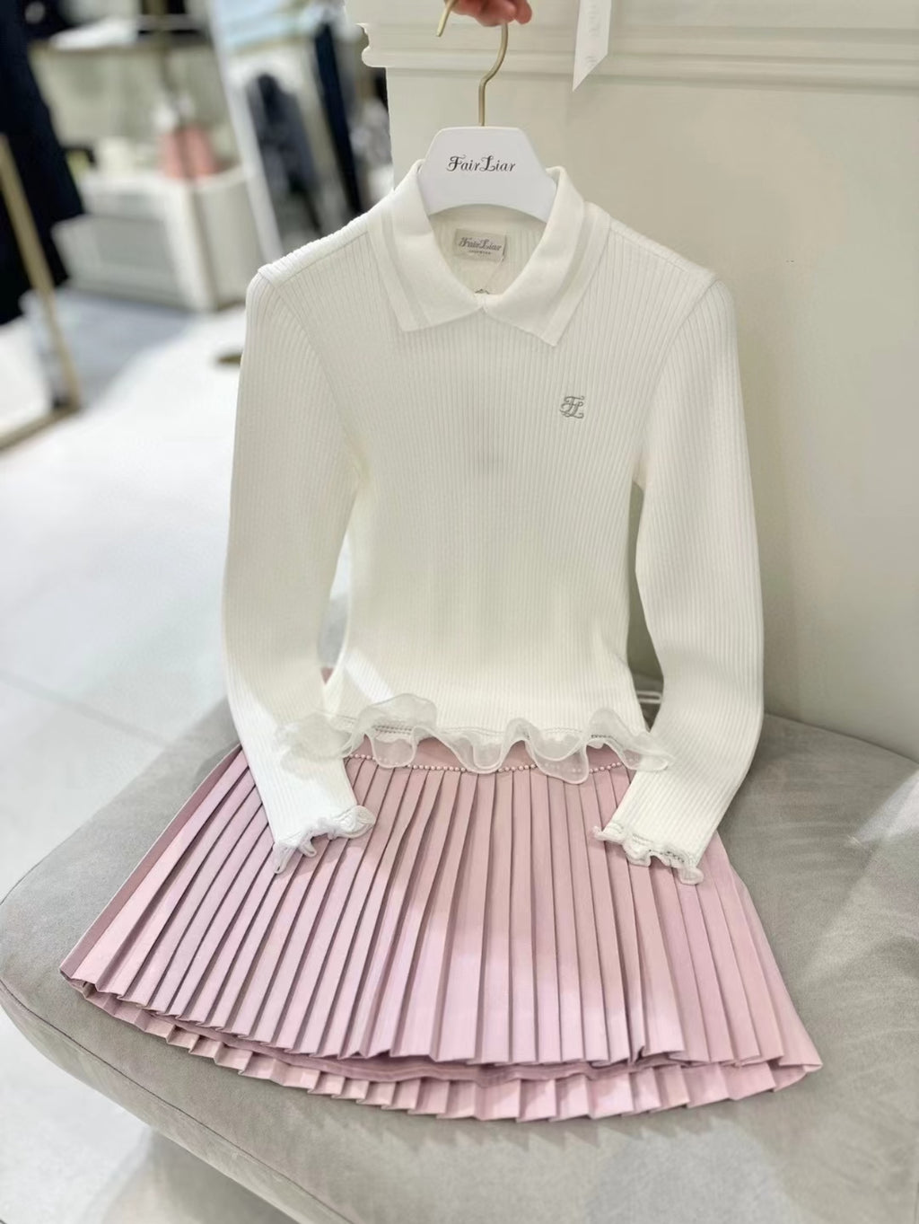 Fairliar Lace collar knitted shirt