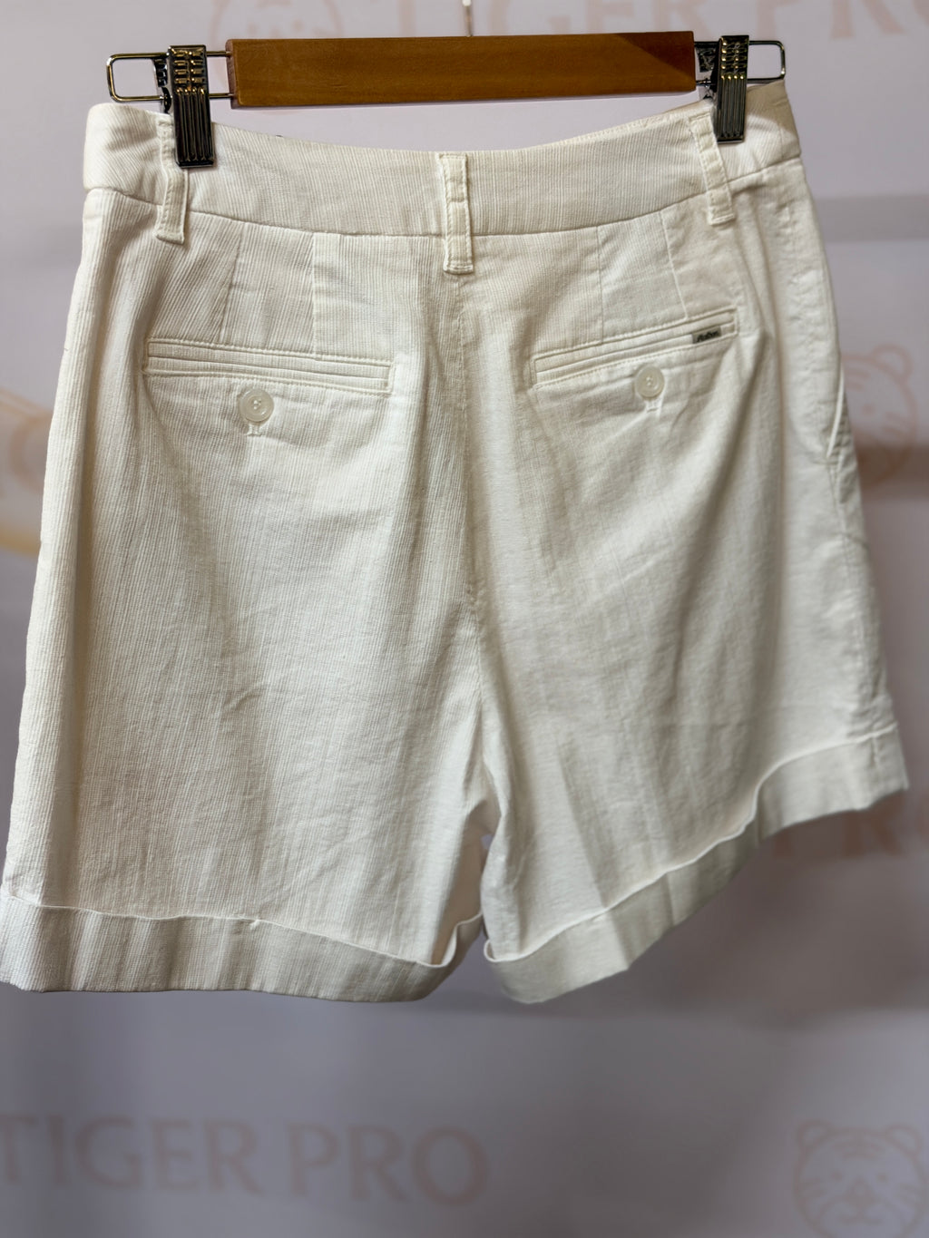 Malbon White casual shorts